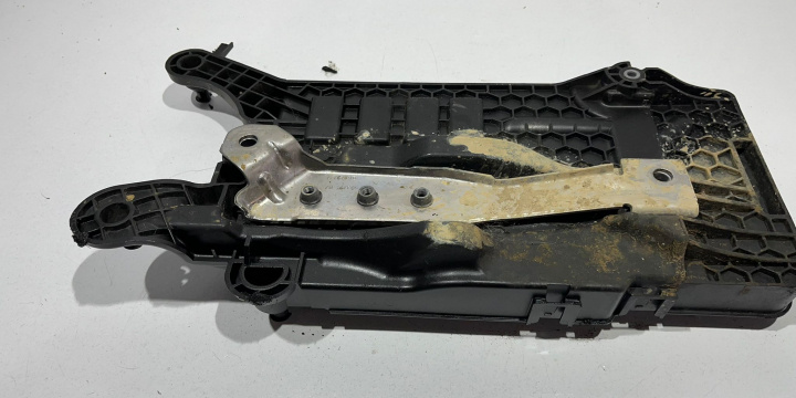 Suport baterie 2q0915331 Skoda Scala [2019]