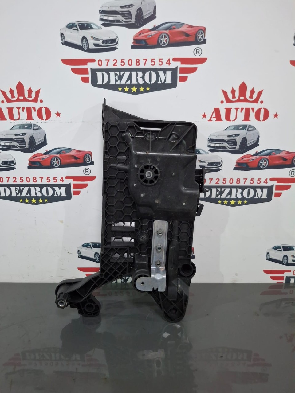 Suport baterie 5WA915331 SEAT Leon III Hatchback (5F1) 2.0 TDI 150 cai CKFC