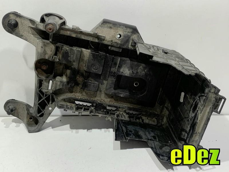 Suport baterie Audi A3 facelift (2008-2013) [8P1] 1K0915325A