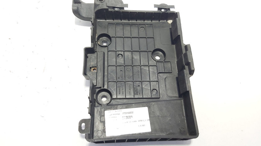 Suport baterie, cod 8200166032, Renault Megane 2 Combi (id:628681)