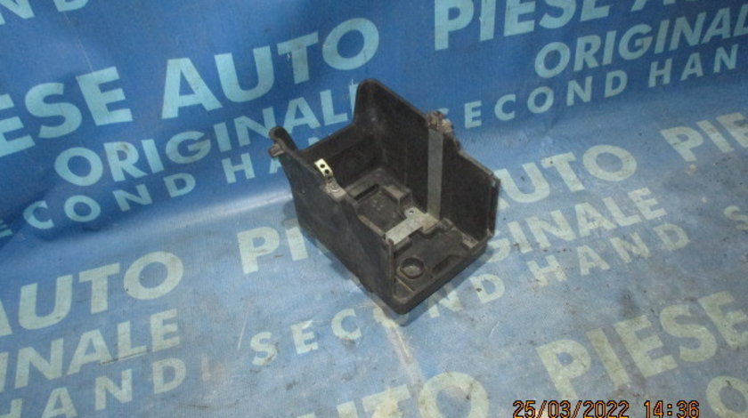 Suport baterie Ford Fiesta 2009; 8V2110723AC