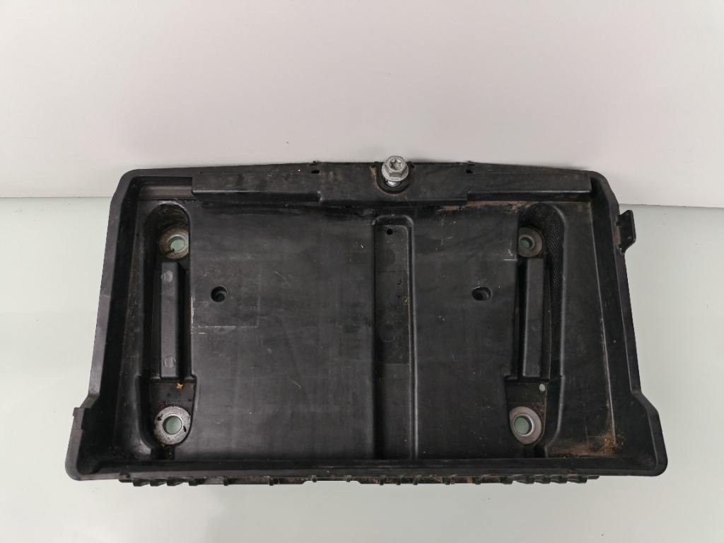 Suport baterie Mercedes C Class W205 A2056200118