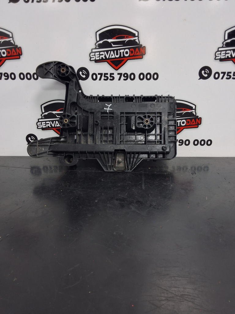 Suport baterie Volkswagen Caddy 3 (2004-2010) 1.9 Motorina 2007, 1K0915333H