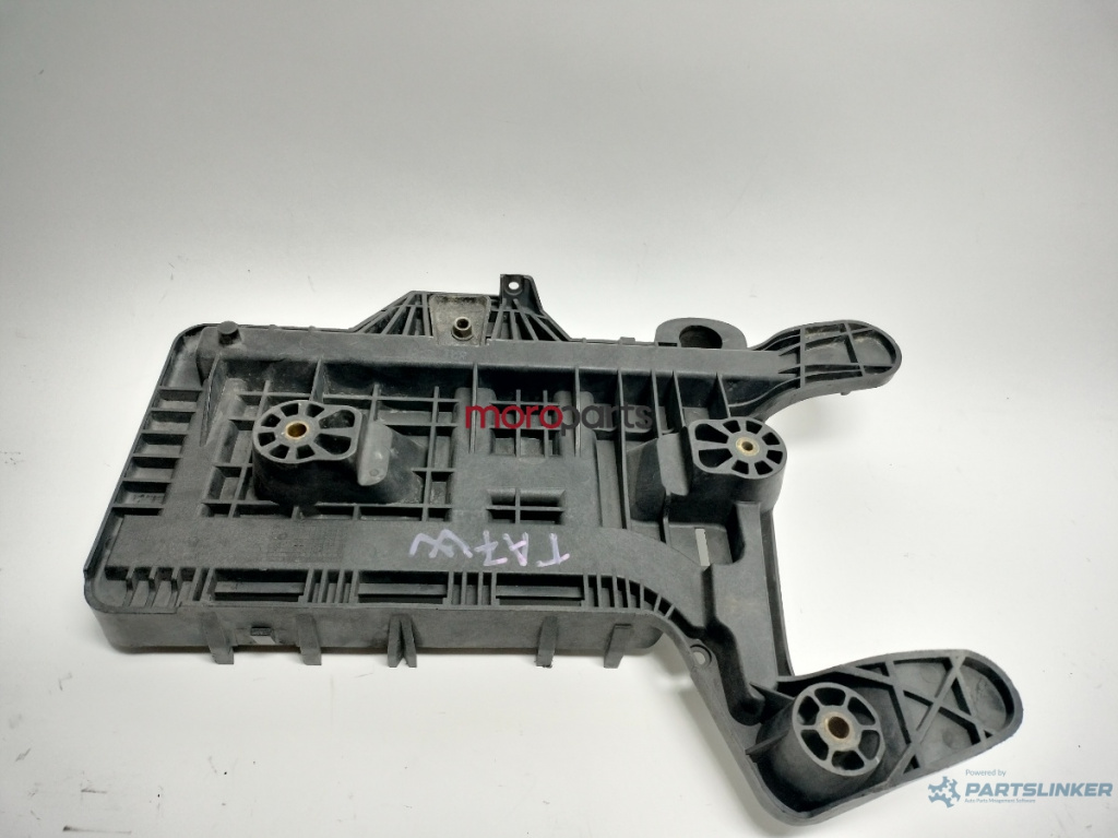 Suport baterie Volkswagen Golf 5 (1K1) Coupe 1.9 TDI BKC 2005 OEM 1K0915333C