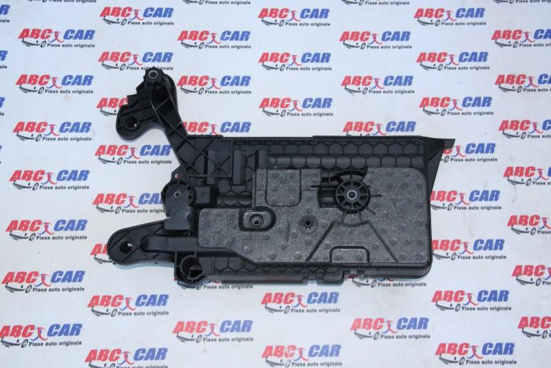 Suport baterie Volkswagen Passat B8 2014-2019 5Q0915321H