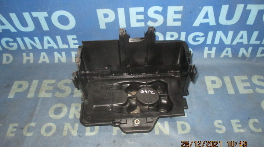 Suport baterie VW Golf 4 2001; 1JO915333