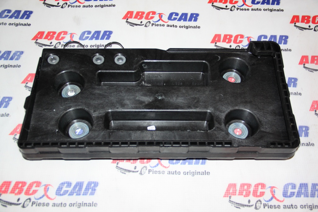 Suport baterie VW Passat B8 cod: 3Q0804869 model 2016