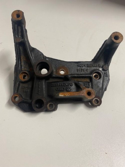Suport bi-turbo Audi A7 3.0TDI CGQB - 059145267D