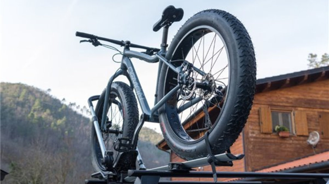 Suport bicicleta Menabo Chrono cu prindere pe bare transversale