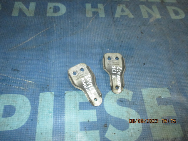 Suport BMW E64 635d 3.0d; 7076918 (armatura bara fata)