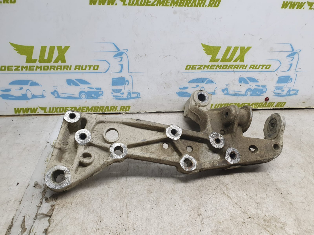 Suport brat dreapta fata 1K0199296F Volkswagen VW Touran [facelift] [2006 - 2010] 2.0 TDI BMM