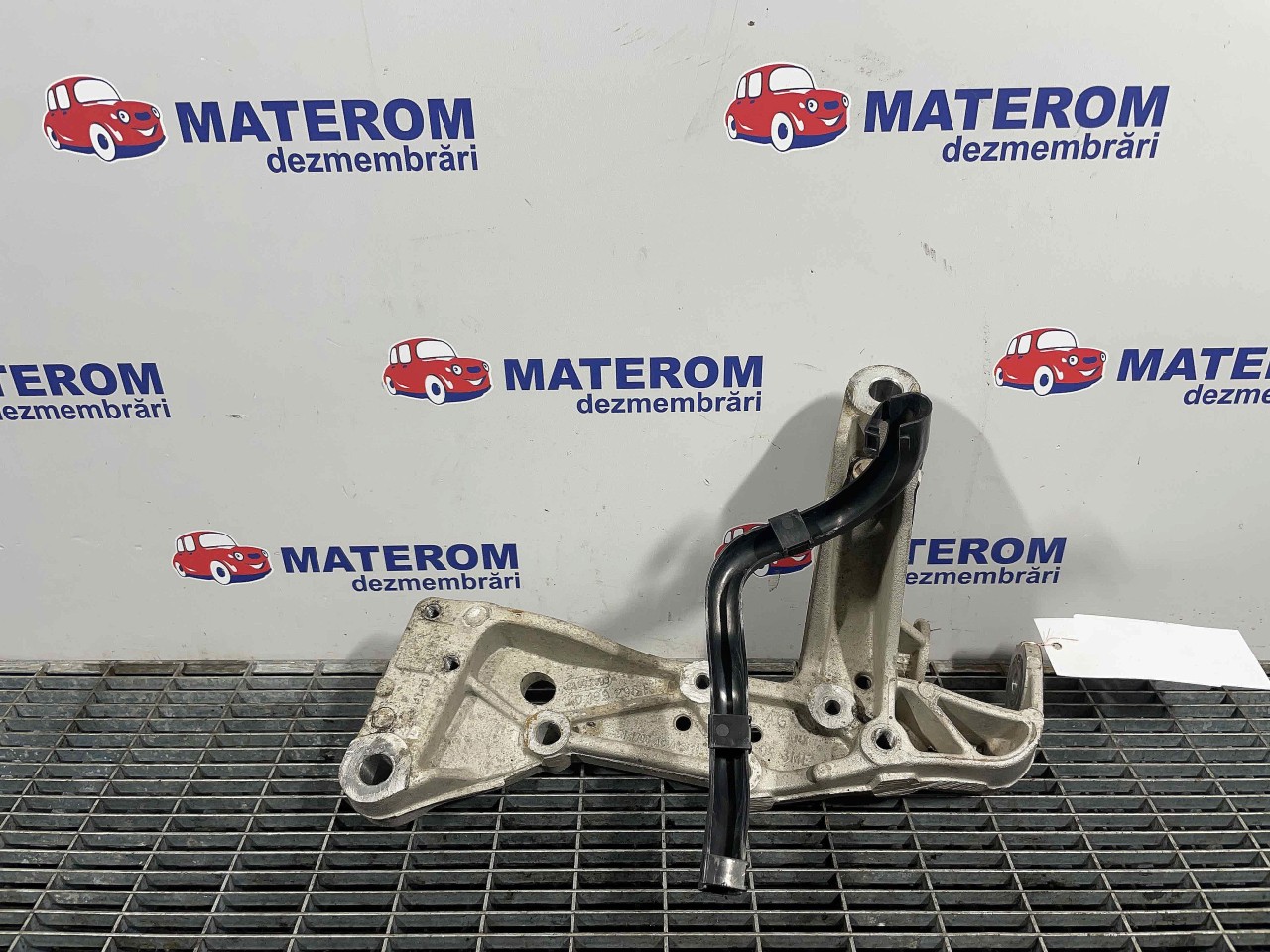 SUPORT BRAT INFERIOR FATA STAN VW GOLF VI 1.6 TDI - (2008 2012)