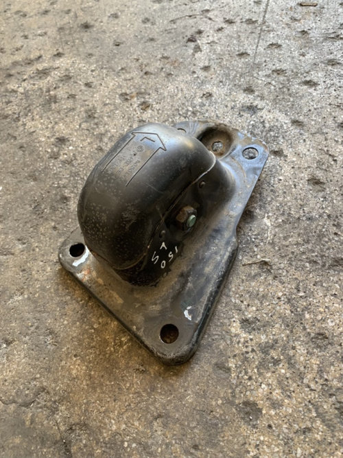 Suport brat punte stanga spate Volkswagen VW Jetta 5 [2005 - 2011] Sedan 4-usi 2.0 TDI MT (140 hp) (...