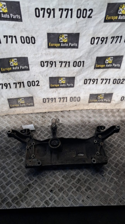 Suport cadru motor 2.0 TDI VW Touran an 2004 cod 1K0199295F / 1K0199296F
