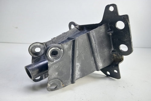 Suport cap lonjeron dreapta fata 8P0807134 Audi A3 8P/8PA [facelift] [2004 - 2008]