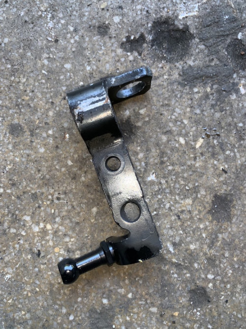Suport capac motor Skoda Octavia 2 [2004 - 2008] Liftback 5-usi 2.0 TDI MT (140 hp) (1Z3) Cod motor ...