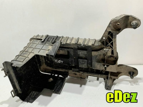 Suport / carcasa baterie Volkswagen Passat B7 (2010-2014) 1.8 tfsi; 2.0 tdi CDAA; CBBB 1K0915333H