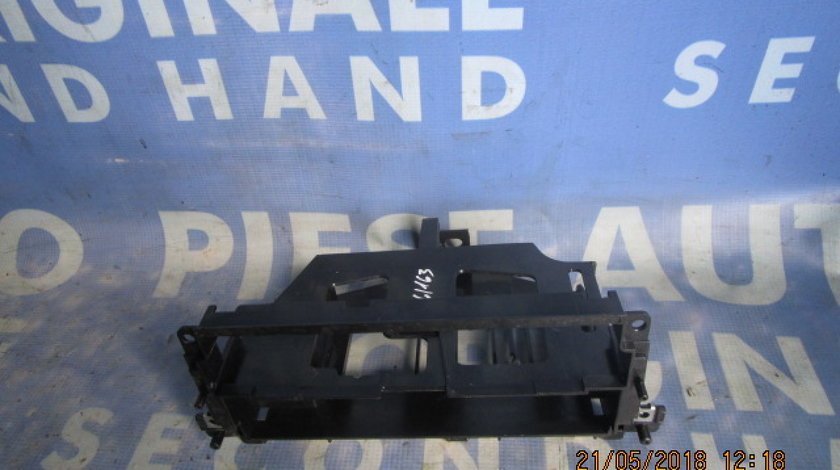 Suport casetofon BMW E46;  8196112