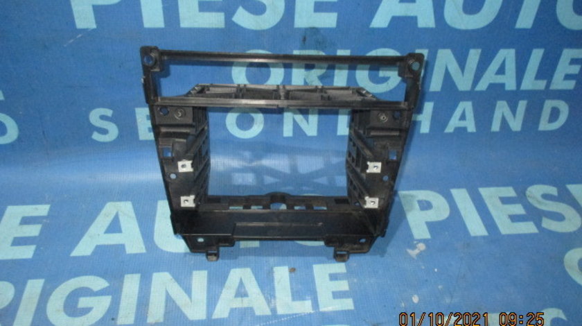 Suport casetofon BMW E60; 7076082