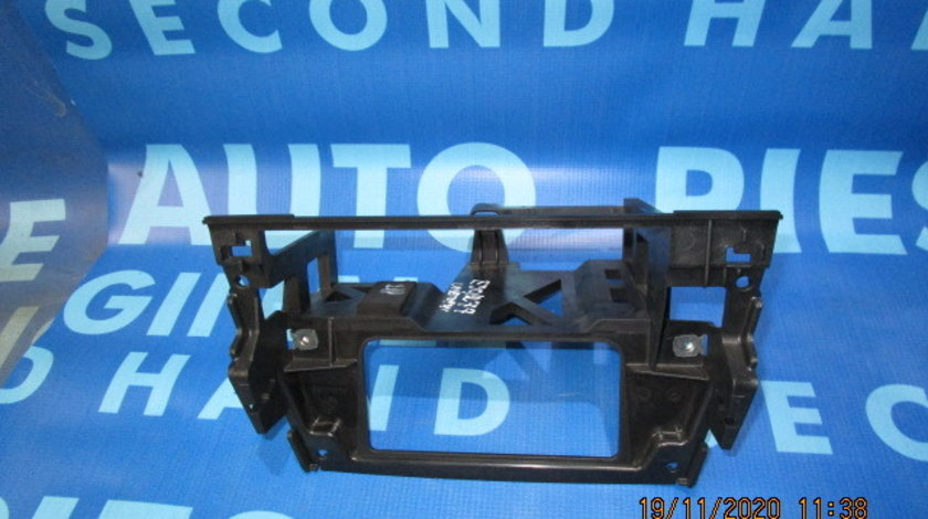 Suport casetofon BMW E90; 7075394