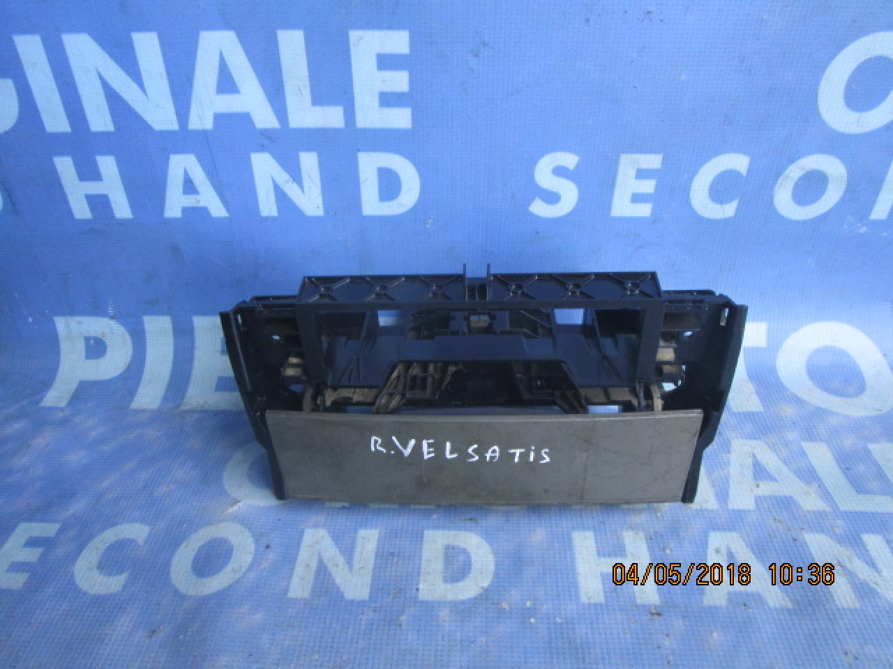 Suport casetofon Renault Vel Satis ; 8200411126