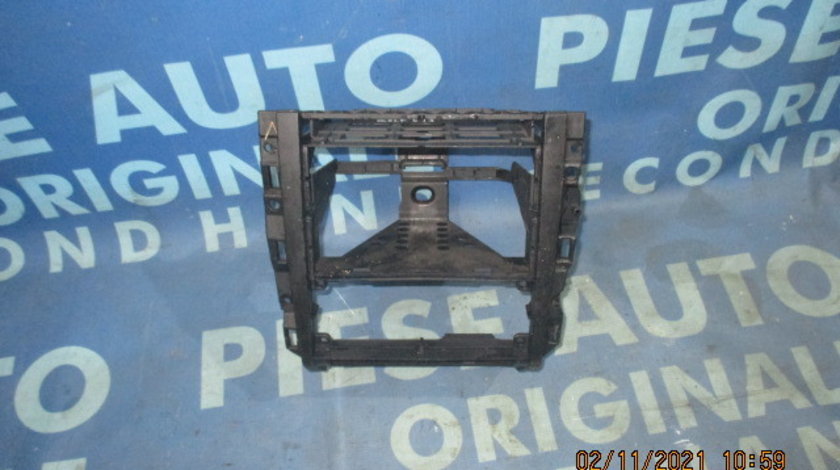 Suport casetofon VW Golf 4 2001; 1J2858757B