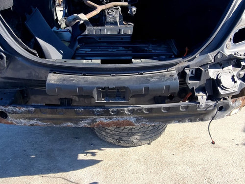 Suport central bara spate Mercedes Clasa C (W205) [Fabr 2014-prezent] 2.0 Hibr 274920 210KW / 286CP