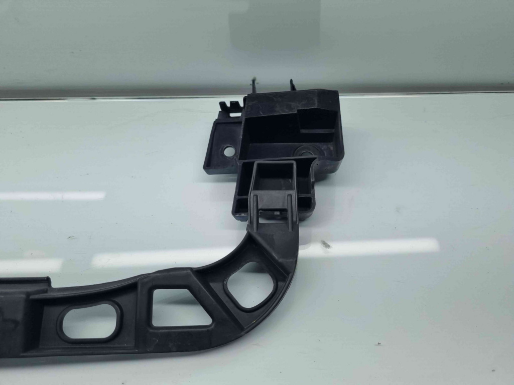 Suport central bara spate Volkswagen Golf 6 (5K1) [Fabr 2009-2013]