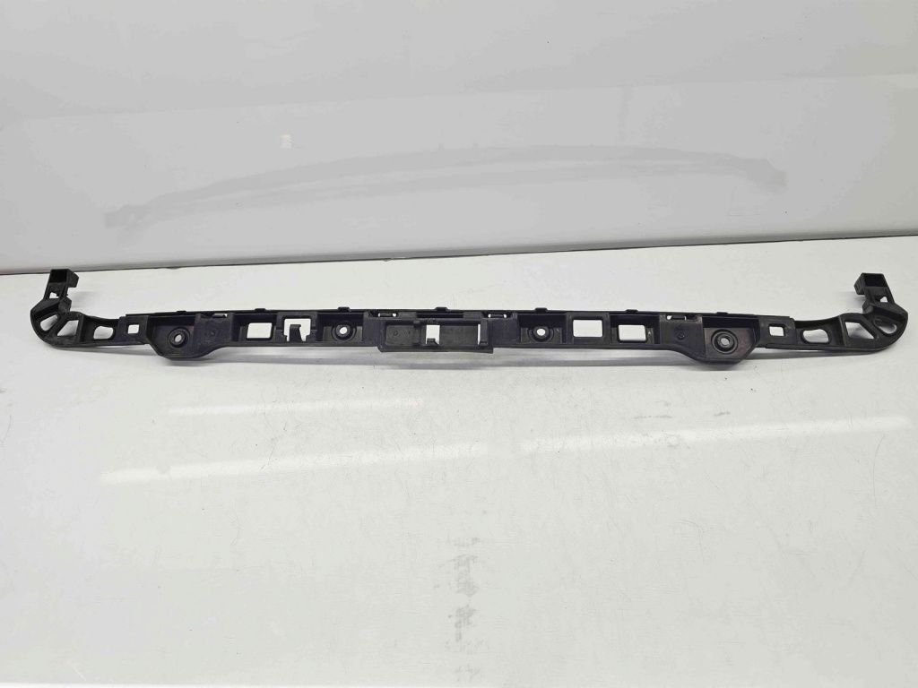 Suport central bara spate Volkswagen Golf 6 (5K1) [Fabr 2009-2013] 5K6807863