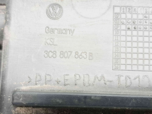 Suport central bara spate Volkswagen Passat CC (357) [Fabr 2008-2012] 3C8807863B