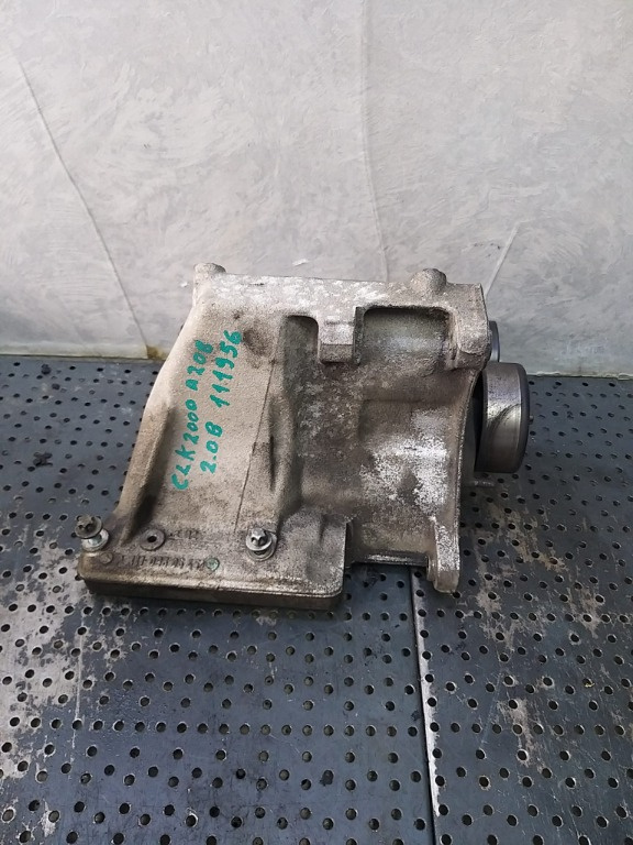 Suport compresor 2.0 b mercedes clk a208 a1110960645