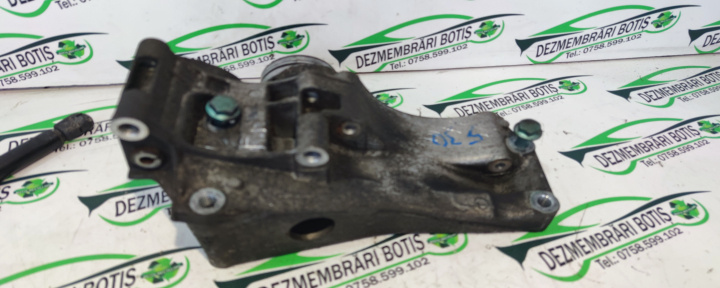 Suport compresor AC 032 145 169 Volkswagen VW Polo 3 6N [facelift] [2000 - 2002] Hatchback 5-usi 1.4 16V MT (101 hp)
