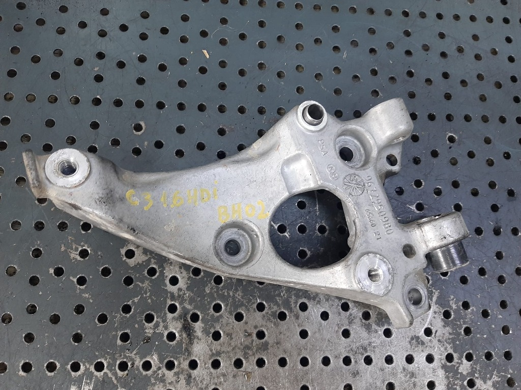 Suport compresor ac 1.6 hdi ah02 peugeot 308 citroen c3 9672950980