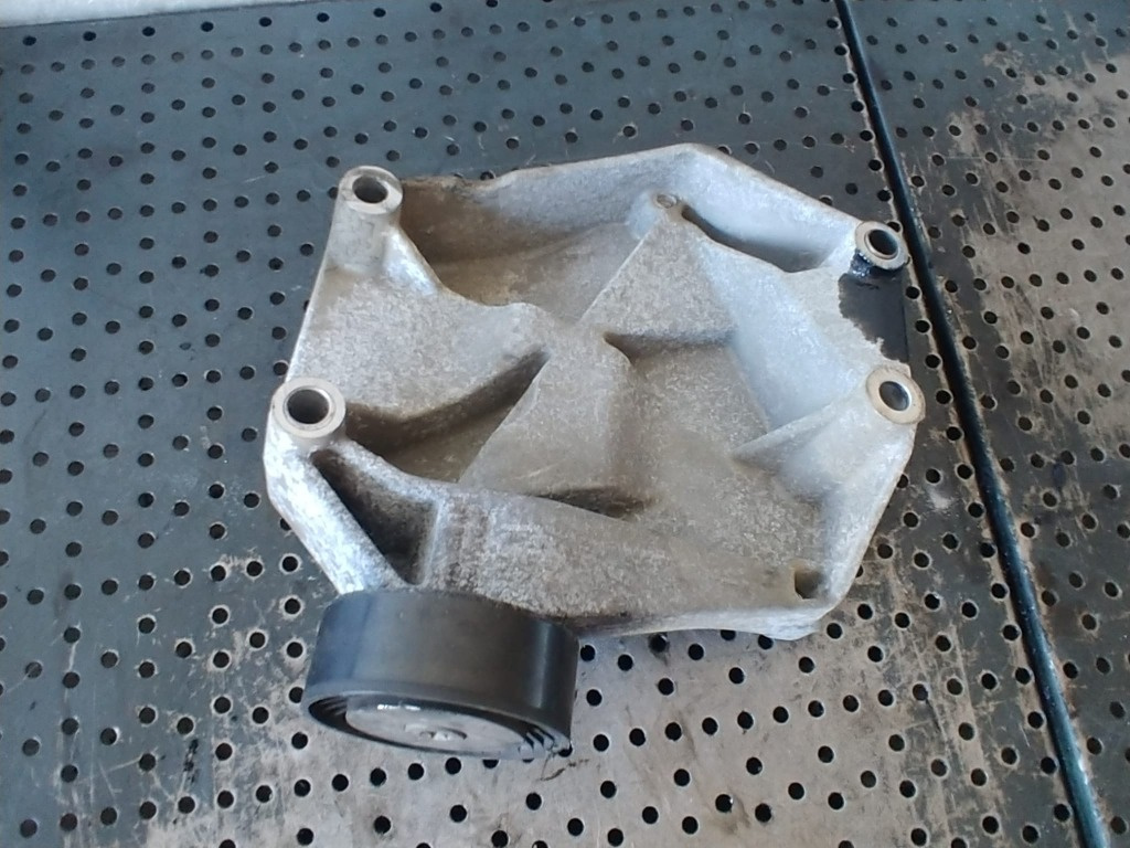 Suport compresor ac 1.9 d 939a1000 fiat croma alfa romeo 159 55210423