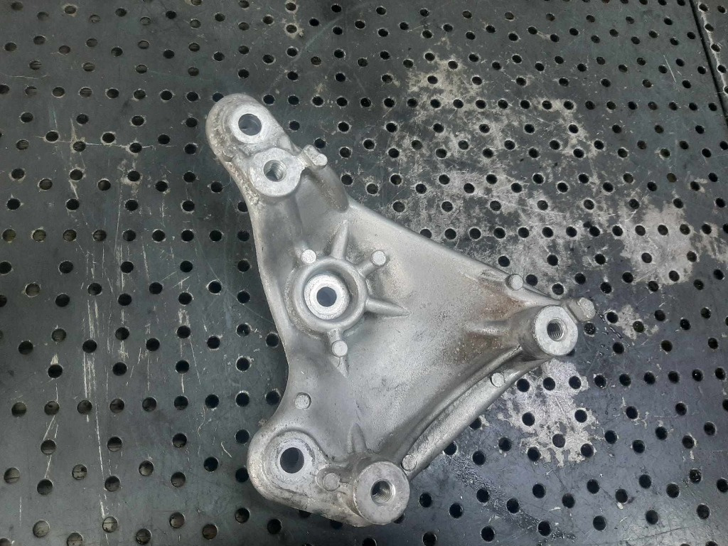 Suport compresor ac 4a92 1.6 b mitsubishi asx 2019 7813a217