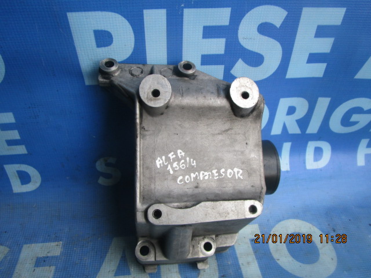 Suport compresor AC Alfa Romeo 156 2.4jtd; 46424860
