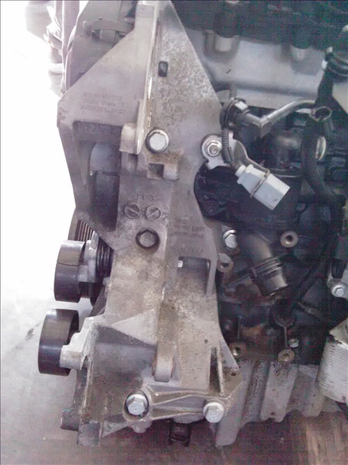 Suport compresor AC AUDI A4 B8 2.0 TDI an fabr 2011
