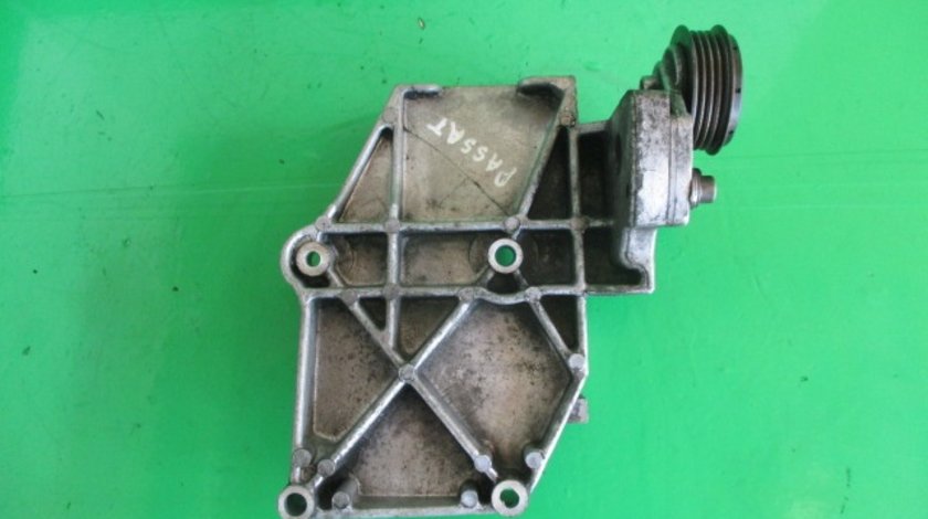 SUPORT COMPRESOR AC / CLIMA CU ROLA COD 028260885A VW PASSAT B5 1.9 TDI FAB. 1996 - 2000 ⭐⭐⭐⭐⭐