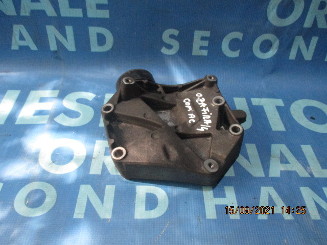 Suport compresor AC Opel Zafira B 1.9cdti;55191339