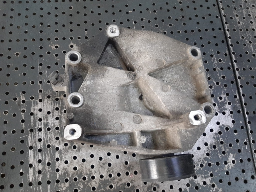 Suport compresor ac suzuki sx4 fiat sedici 1.9 d d19aa dupa 2006 55210423