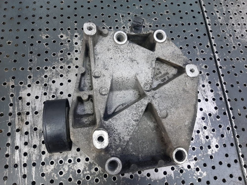 Suport compresor ac suzuki sx4 fiat sedici 1.9 d d19aa dupa 2006 55210423
