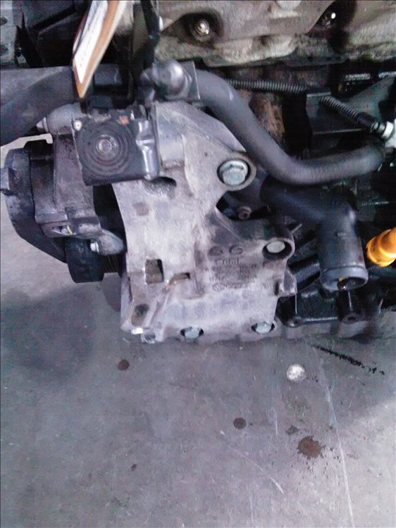 Suport compresor AC VOLKSWAGEN GOLF 5 1.9 TDI