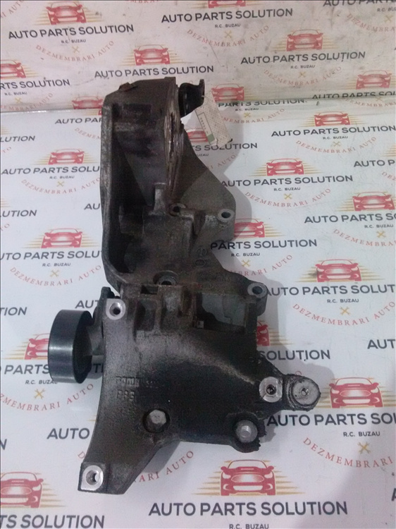 Suport compresor AC VW TIGUAN 2.0 TDI an fabr. 2010