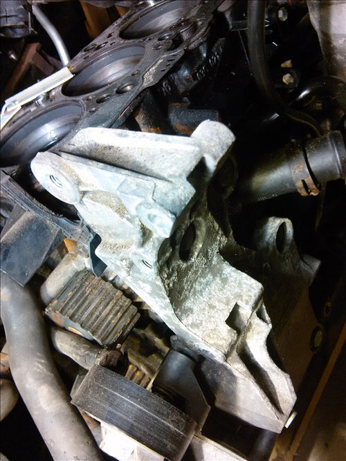 Suport compresor AC VW TOURAN 2.0 TDI