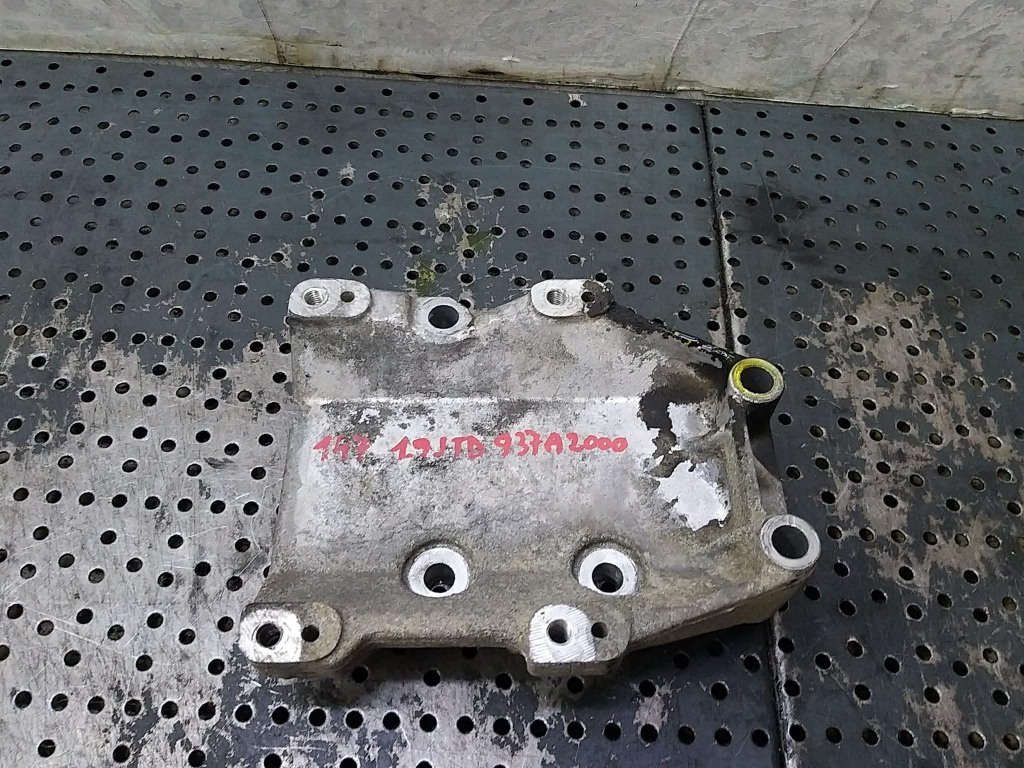 Suport compresor clima ac 1.9 jtd alfa romeo 147 937 60630739