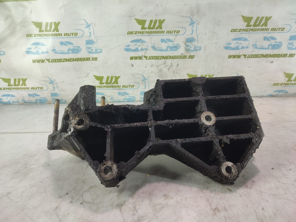 Suport compresor clima AC 96352822 1.4 benzina F14S3 Chevrolet Kalos [2003 - 2008] 1.4 benzina F14S3