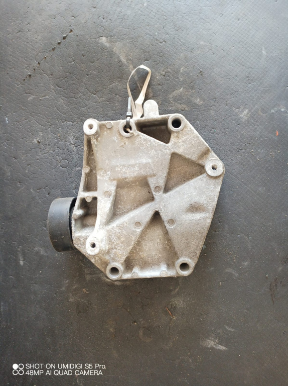 Suport compresor clima , Opel Astra H 1.9 cdti, Z19DTH COD - 55191338