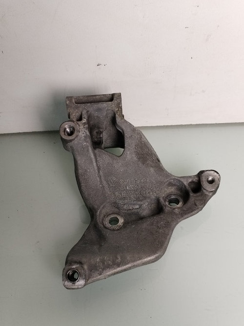 Suport compresor clima Volkswagen Crafter 2.0TDI DAVA 04L260089