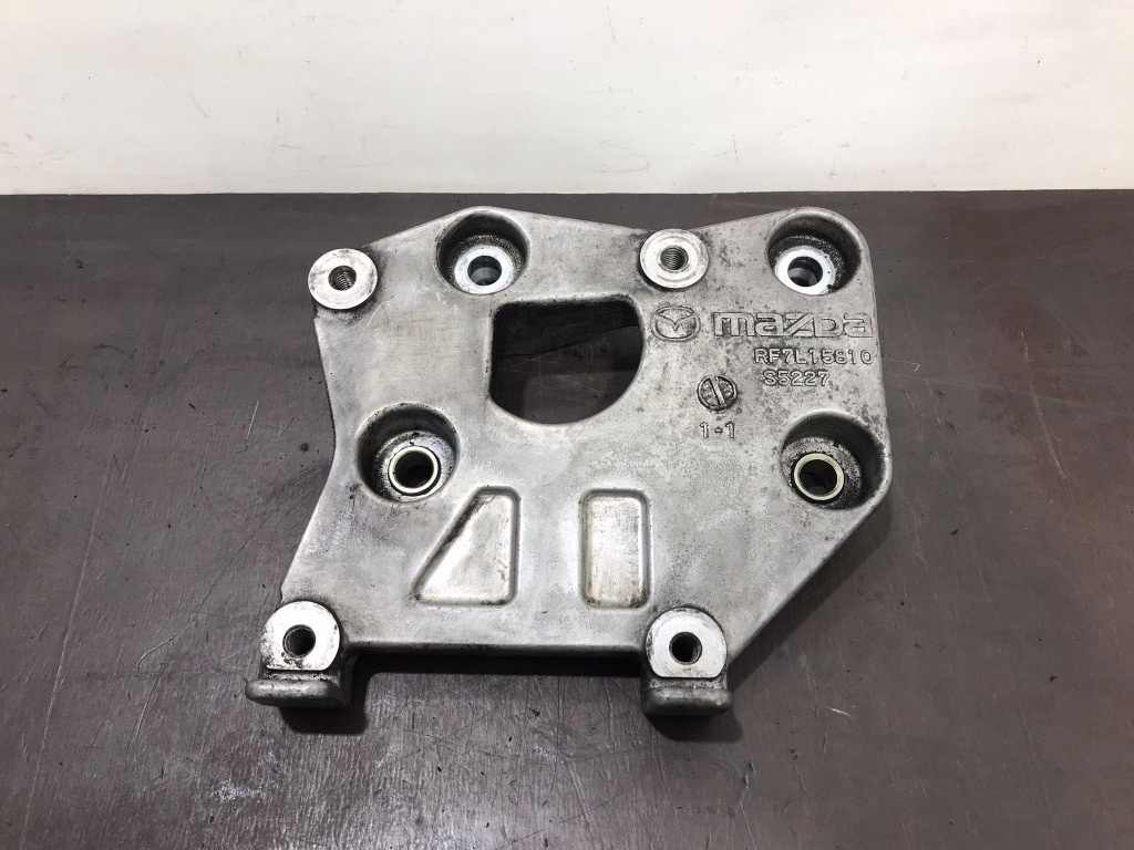 Suport compresor Mazda 2.0 d motorina cod motor RF7J