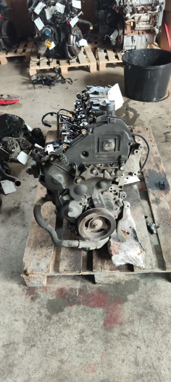 Suport compresor Peugeot 208 1.4 HDI 8HR cod 9672950980